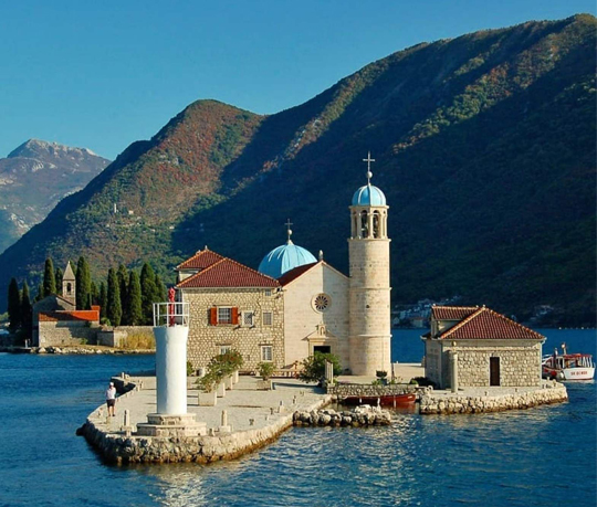 LADY OF THE ROCKS - PERAST OLD TOWN